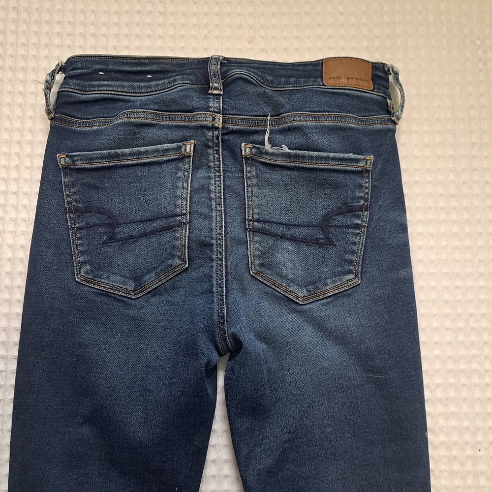 American Eagle High-Rise Jegging - Picture 8 of 8